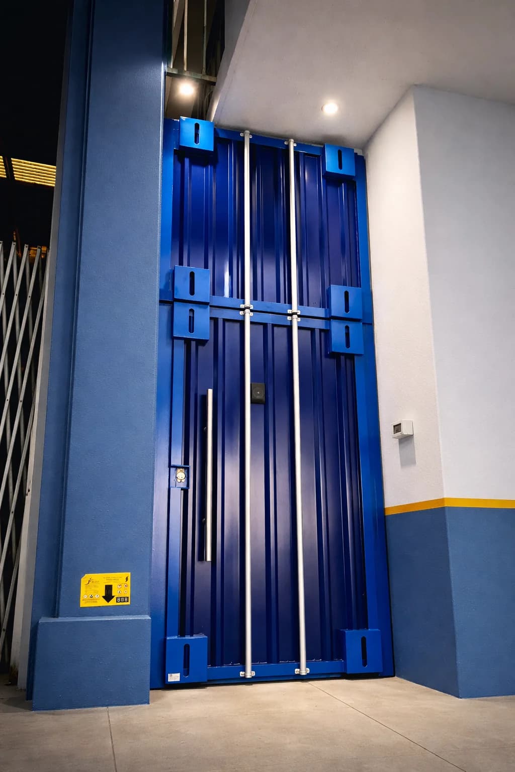Puerta Container